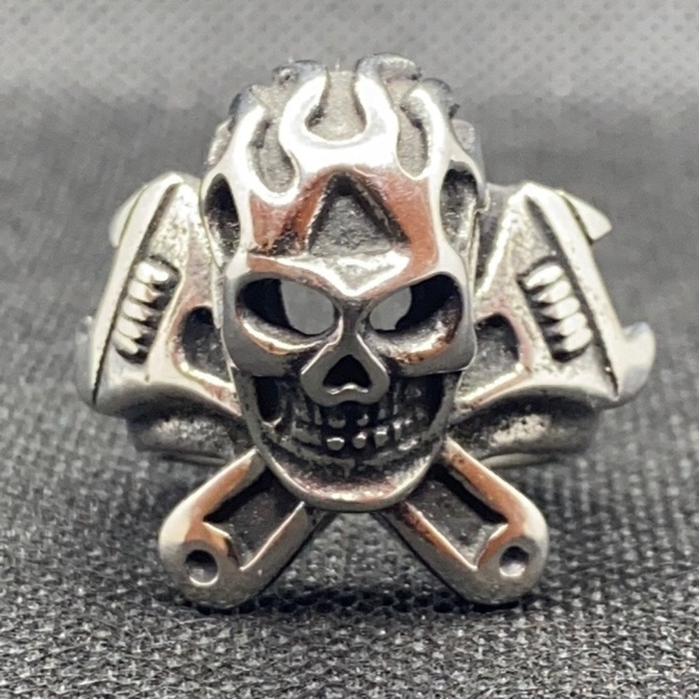 Stainless steel ring